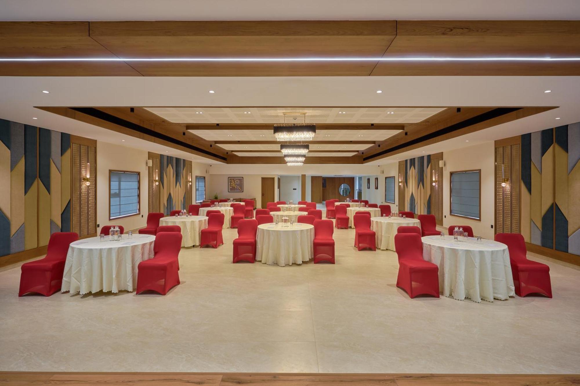 Kowju Airport Hotel Calicut Kondotty Buitenkant foto